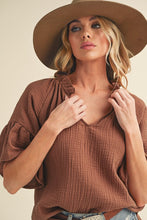Load image into Gallery viewer, Tes 3/4 Sleeve Ruffle Top