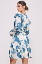 Load image into Gallery viewer, Elegant Tie-waist Printed Dress