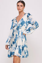 Load image into Gallery viewer, Elegant Tie-waist Printed Dress