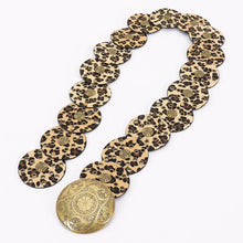 Load image into Gallery viewer, Animal Fur Disc Belt