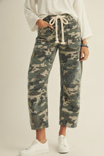 Load image into Gallery viewer, Camo Cargo Pants