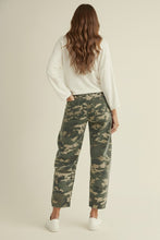 Load image into Gallery viewer, Camo Cargo Pants