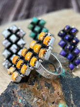 Load image into Gallery viewer, BEAUTIFUL HANDMADE KINGMAN TURQUOISE AND STERLING SILVER ADJUSTABLE RING
