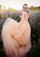 Load image into Gallery viewer, Fields Of Flowers Dress Rental