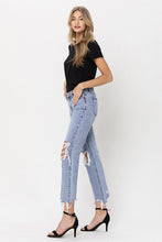 Load image into Gallery viewer, Super High Rise 90&#39;s Straight Crop Jeans
