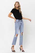 Load image into Gallery viewer, Super High Rise 90&#39;s Straight Crop Jeans
