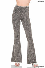 Load image into Gallery viewer, Acid Wash High Waist Raw Edge Hem pants
