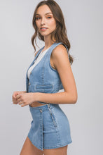 Load image into Gallery viewer, Denim Buttoned Vest Top
