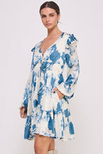 Load image into Gallery viewer, Elegant Tie-waist Printed Dress
