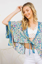 Load image into Gallery viewer, LIGHT WOVEN SQUARED OPEN KIMONO CARDIGAN WITH TIE
