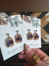 Load image into Gallery viewer, Floral Pumpkin Earrings
