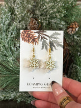 Load image into Gallery viewer, Snowflake Detailed Earrings
