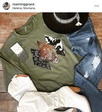 Load image into Gallery viewer, Western Trio Graphic Crewneck
