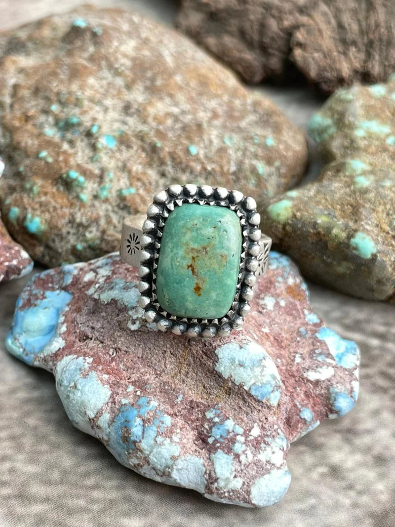 HANDMADE STERLING SILVER OLD STOCK ROYSTON TURQUOISE ADJUSTABLE RING WITH SIGNED NIZHONI