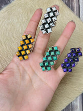 Load image into Gallery viewer, BEAUTIFUL HANDMADE KINGMAN TURQUOISE AND STERLING SILVER ADJUSTABLE RING
