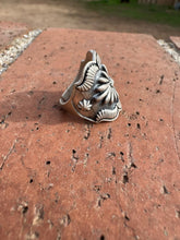 Load image into Gallery viewer, Beautiful Concho Handmade Sterling Silver Adjustable Ring
