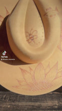 Load and play video in Gallery viewer, Sunflowers Burnt Hat With Hat Band
